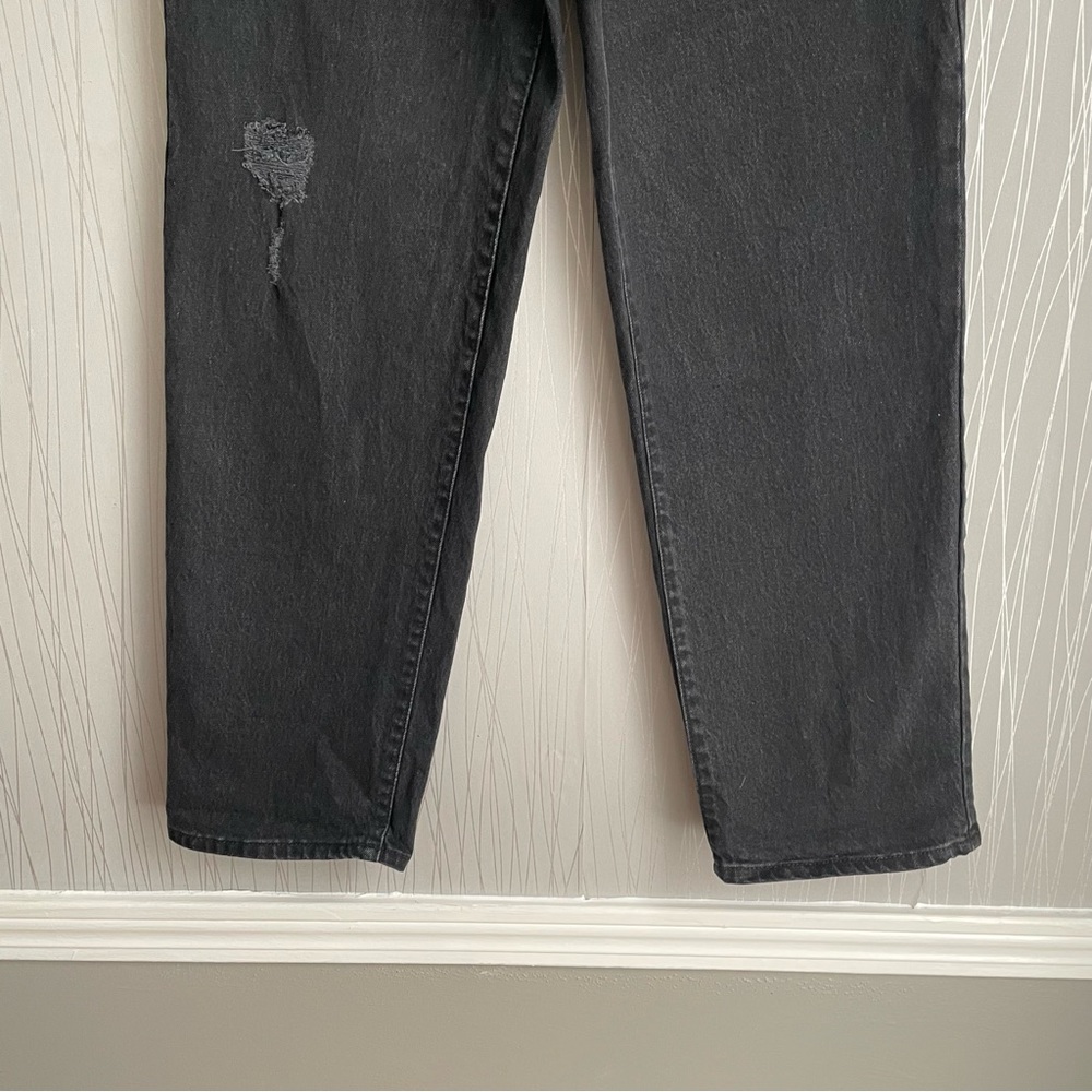 Women's High-Rise Vintage Straight Jeans - Universal Thread Black 2/26 - Picture 5 of 11